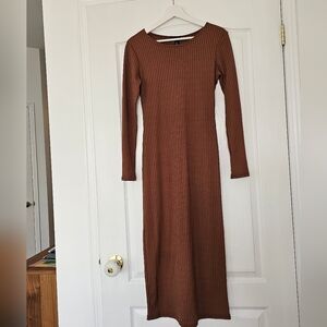 Pretty Little Thing Brown Ribbed Knit Dress
